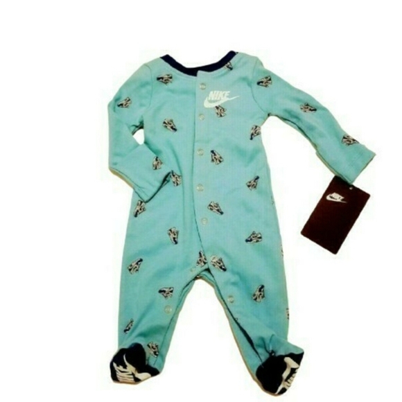 NWT Nike Cotton Playsuit/Pajamas (0-3M/6-9lb) - Picture 1 of 8